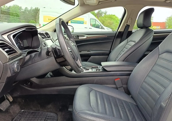 Ford Fusion cena 51900 przebieg: 90023, rok produkcji 2016 z Nowe Miasto Lubawskie małe 79